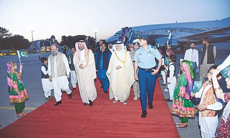 Pakistan is setting ambitious goals as investors from Saudi Arabia make their way into the country. 23 Pakistan is setting ambitious goals as investors from Saudi Arabia make their way into the country.